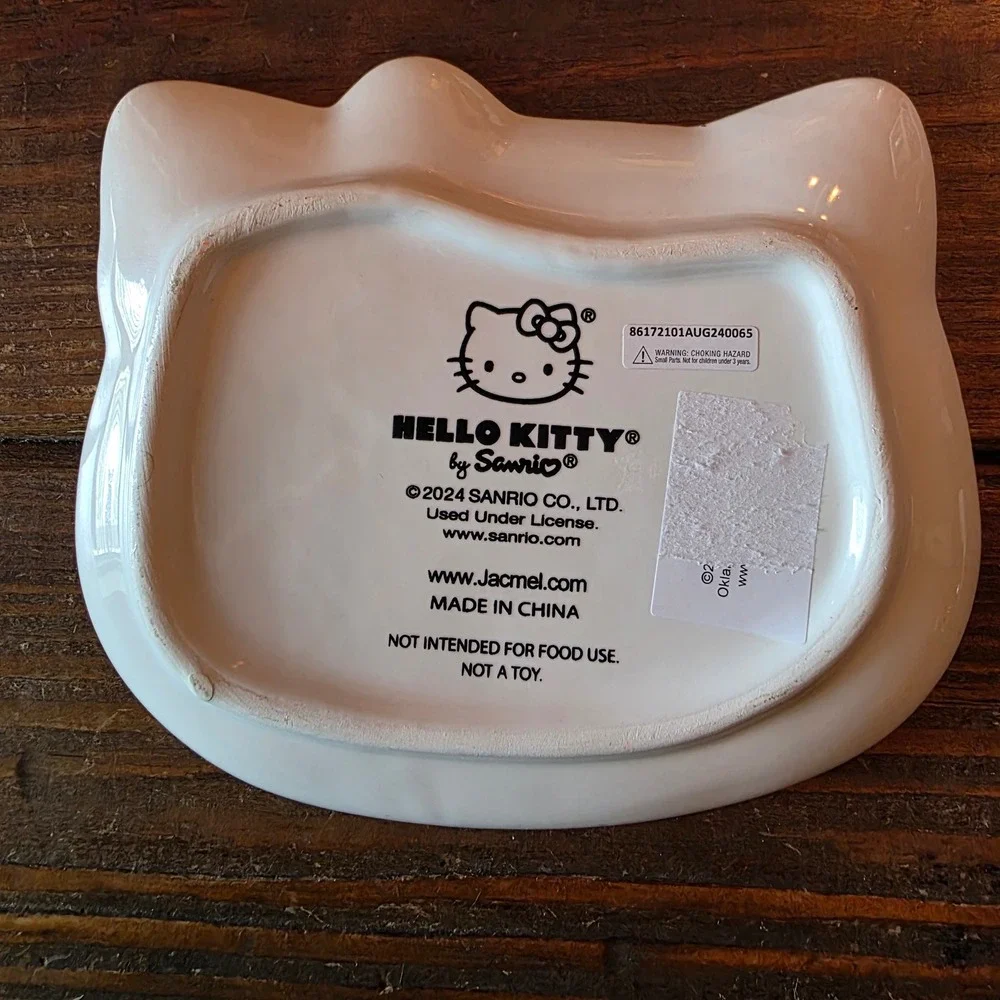 NWT Sanrio Hello Kitty set Travel cloud pillow, hot or cold gel pads & dish